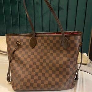 Louis Vuitton Neverfull MM